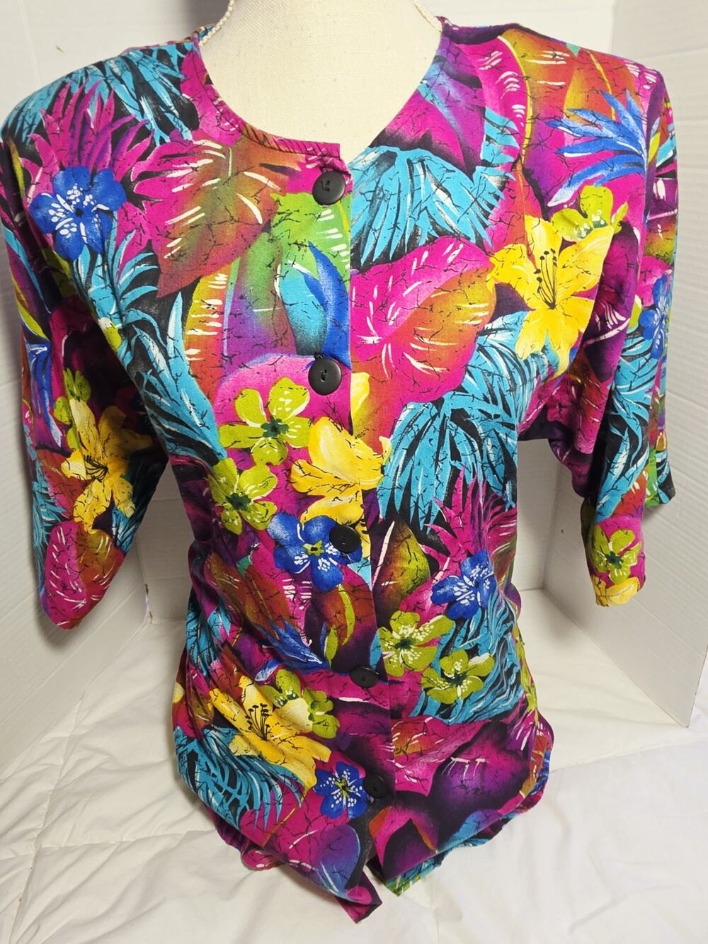 California Shirt Sz M Woman Button Up Tropical Leaves 90's Retro Boho Coastal